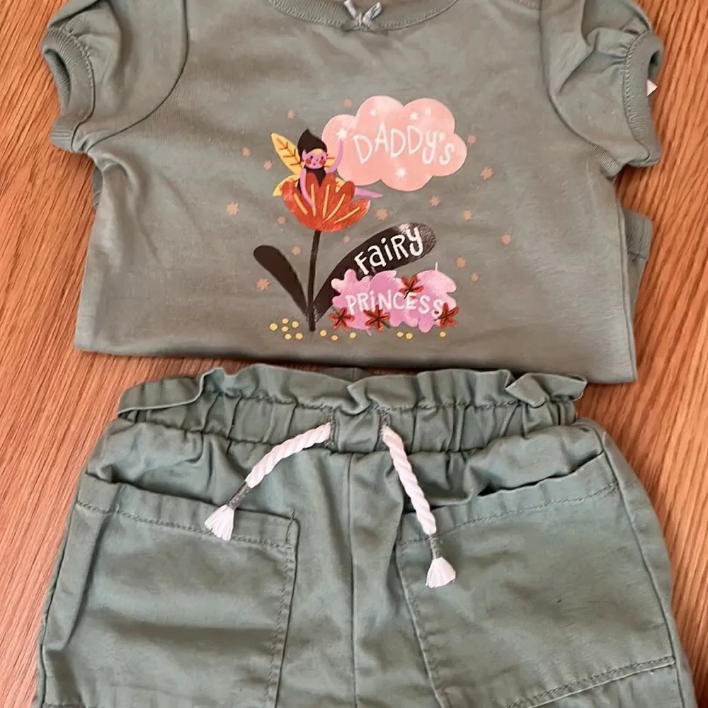 Garanimals  Girls Size 0-3 months Onesies and Matching Pants Sets